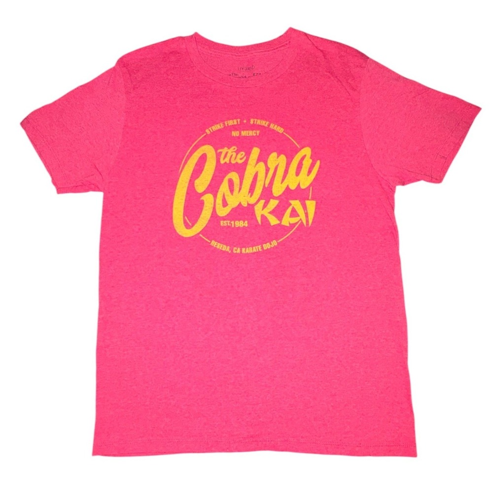 NWOT Cobra Kai Retro Streetwear Karate Kid Graphic T-Shirt Mens Size Medium